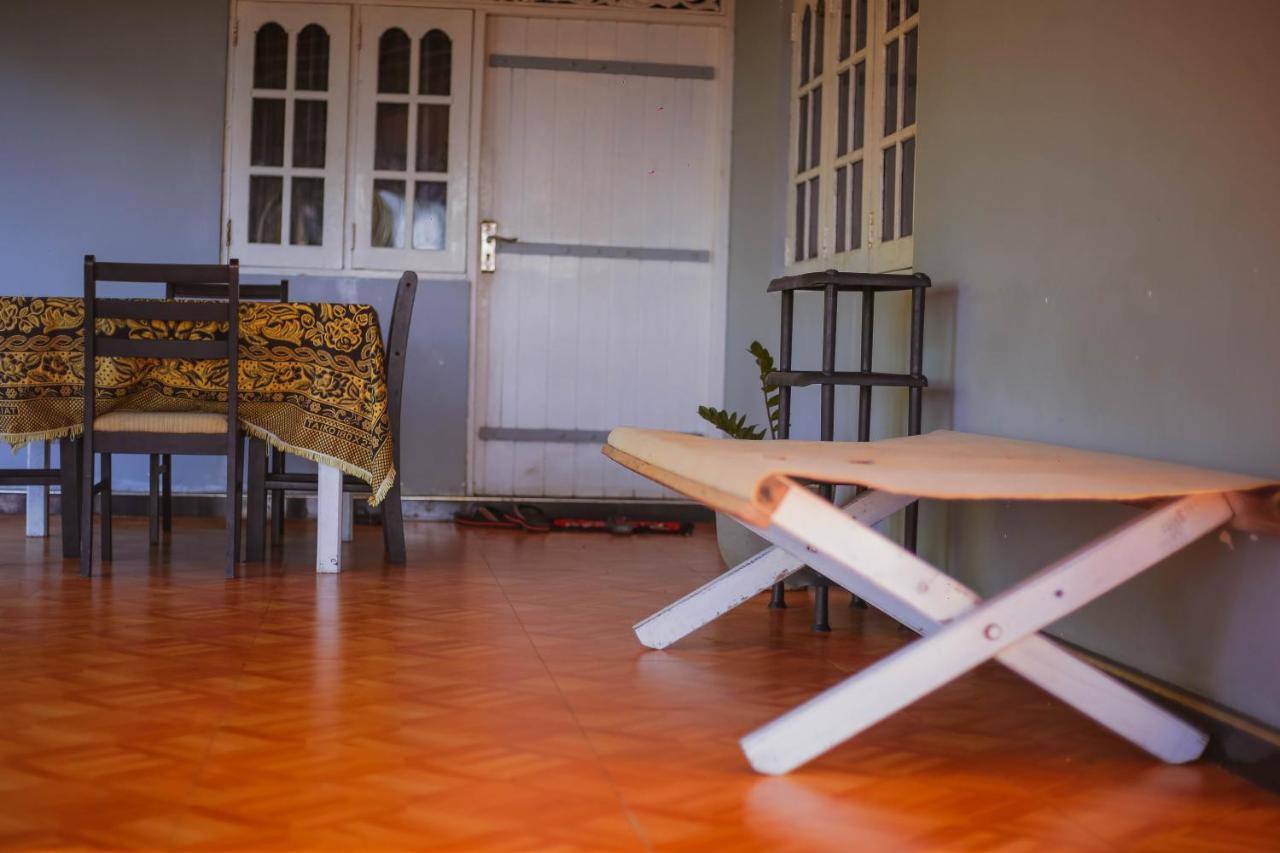 Tehan Homestay ディックウェラ エクステリア 写真