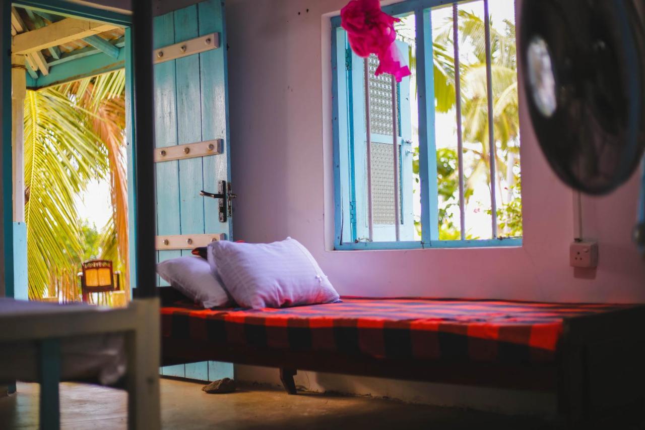 Tehan Homestay ディックウェラ エクステリア 写真