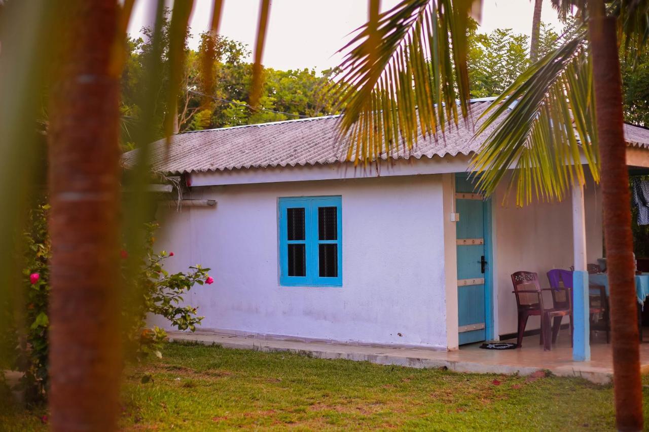 Tehan Homestay ディックウェラ エクステリア 写真