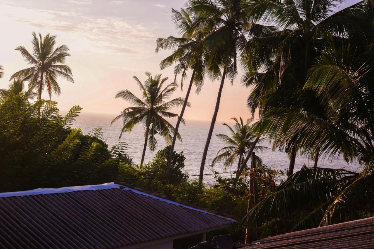 Tehan Homestay ディックウェラ エクステリア 写真